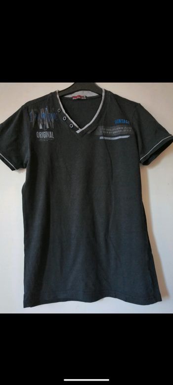 Beau tee shirt vintage Redcorner noir. Taille S