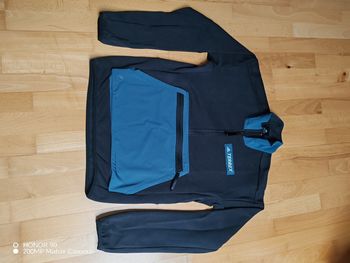 Sweat Adidas terrex