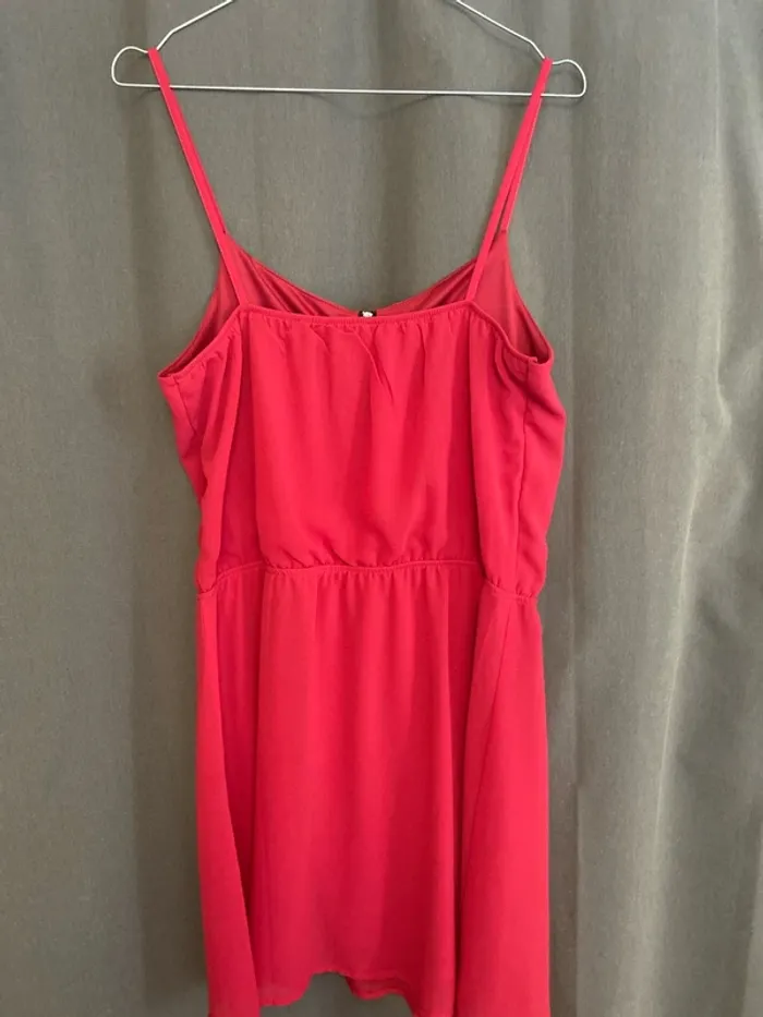 Jolie petite robe rouge - photo numéro 4