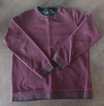 Pull bordeau
Taille : M