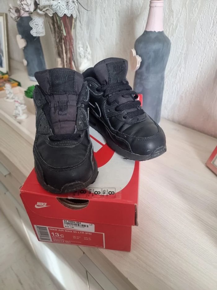 Basket nike taille 31 - photo numéro 2