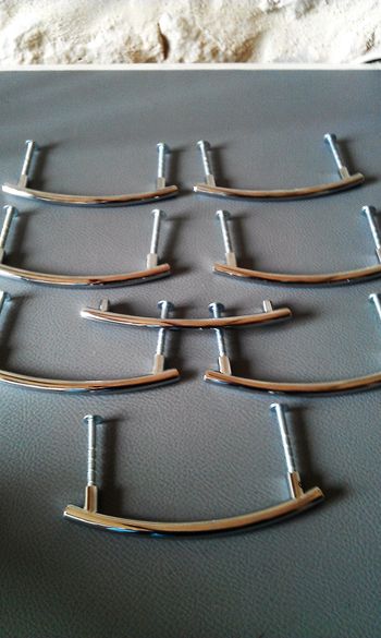 8 poignets de meuble neuves