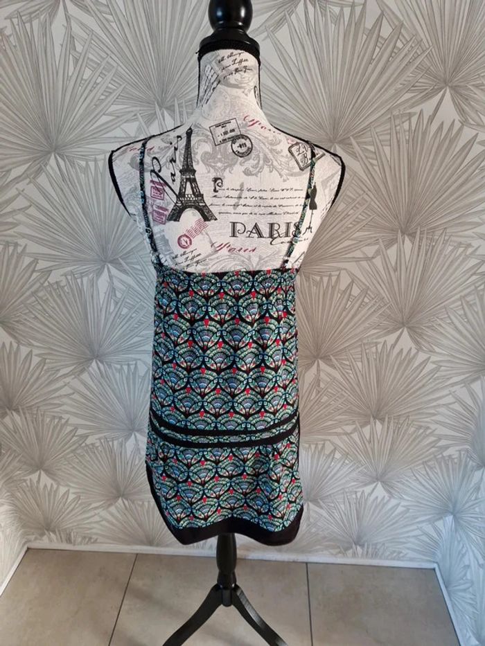 Jolie robé d'été taille 36/38 - photo numéro 2