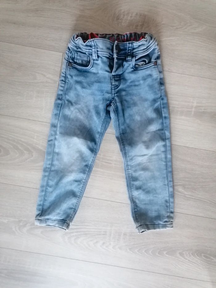 Jean palomino taille 98 (3 ans)