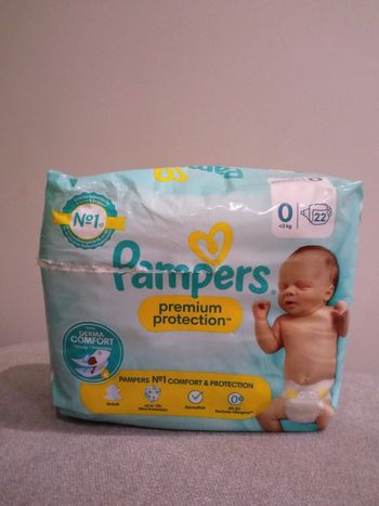 Pampers premium protection taille 0, 20 couches