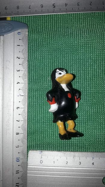 Mystic Donald figurine