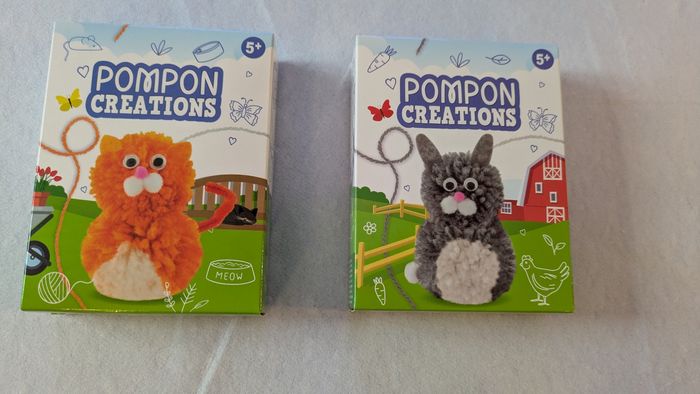 Lot de 2 kits de création pompons chat et lapin