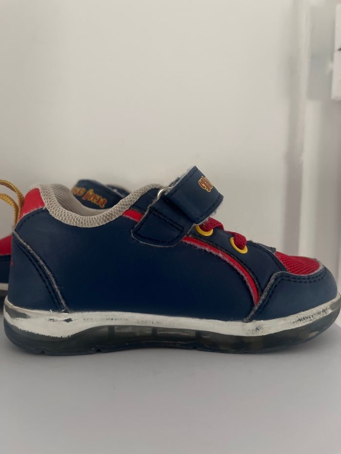 Chaussure bébé Mickey taille 23 - photo numéro 3