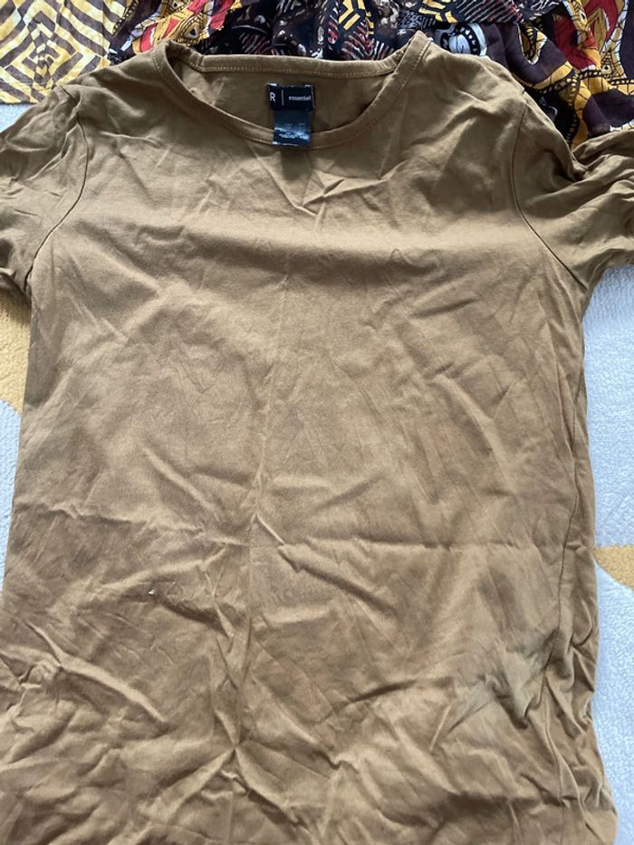 Lot de 4 teeshirt - photo numéro 3