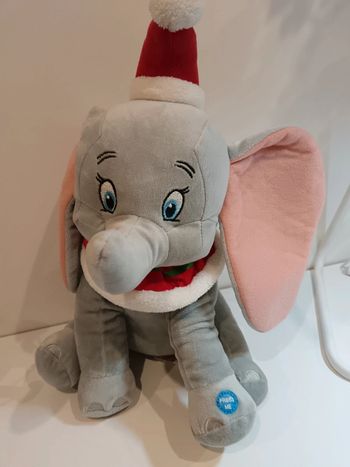 Peluche Dumbo noël
