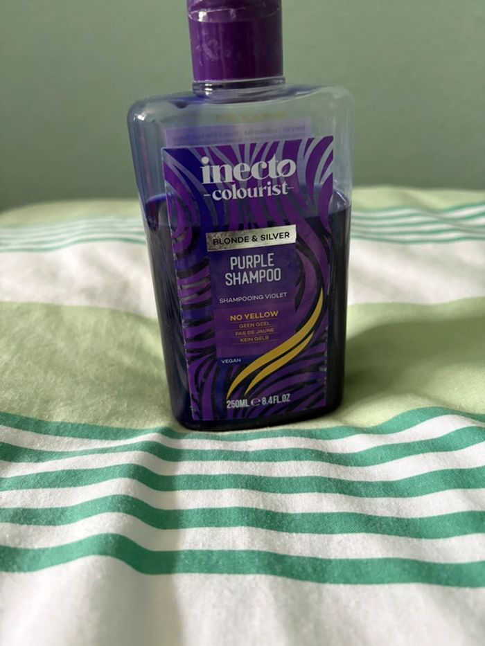 Shampoing violet