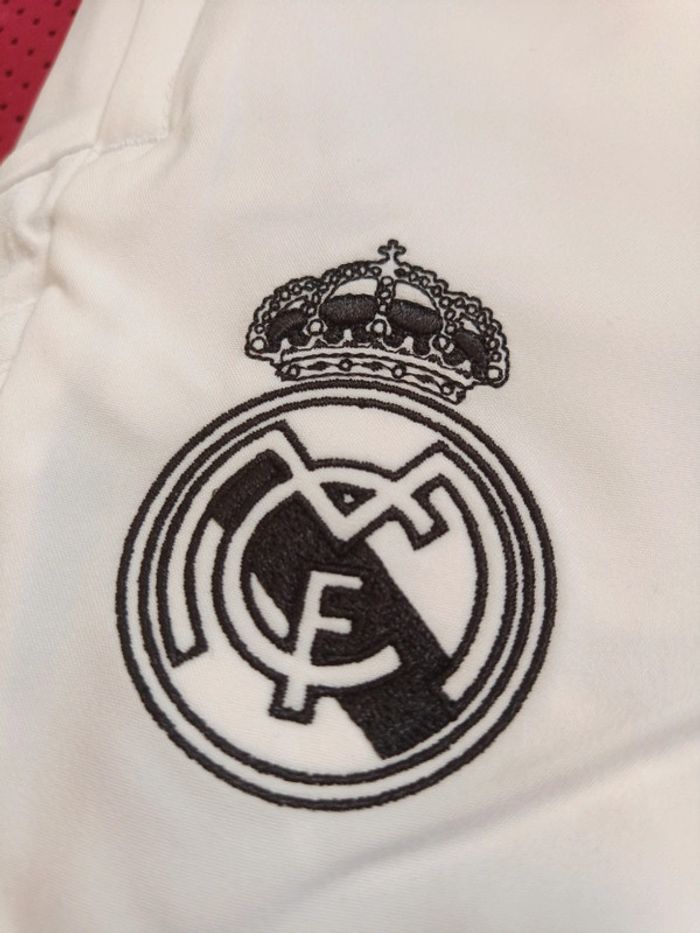 Pantalon de foot Real Madrid, Adidas Authentique Officiel taille enfant 15/16 ans, Neuf - photo numéro 2