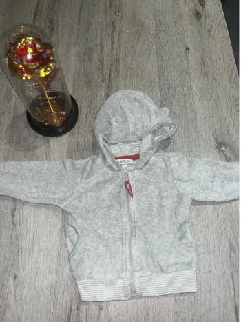 🌈 gilet  à capuche gris 🌈