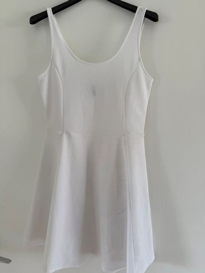 Robe patineuse blanche / Taille 38 - photo numéro 2