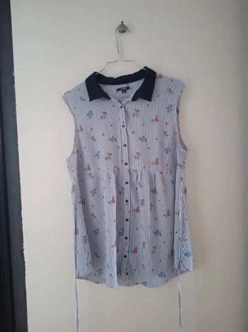 Blouse à motifs floraux, en taille 44