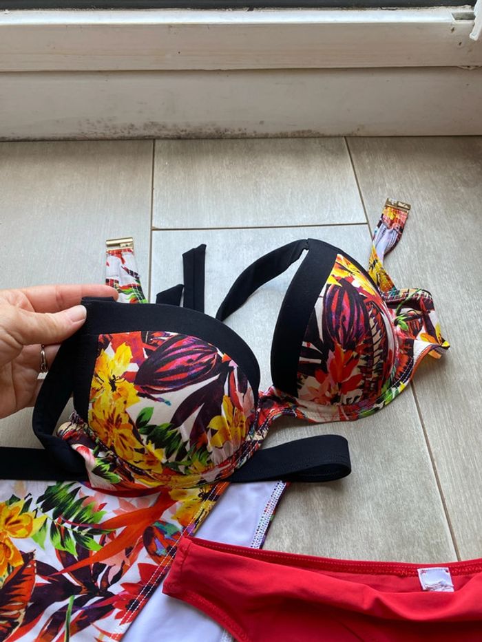 Maillot de bain, taille S - photo numéro 4