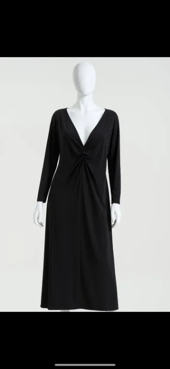 Magnifique robe noir taille xl h&m