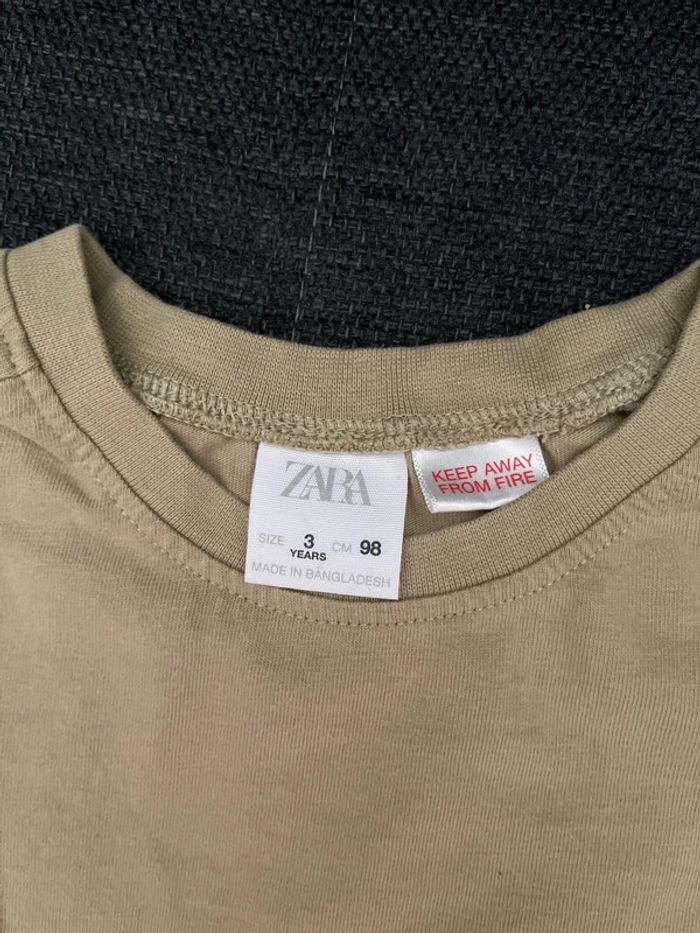 Ensemble t-shirt pantalon Zara 3 ans - photo numéro 3