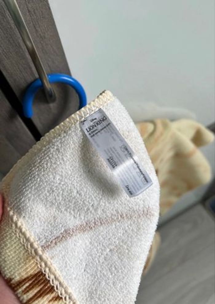 Poncho de bain Simba le roi lion neuf - photo numéro 4