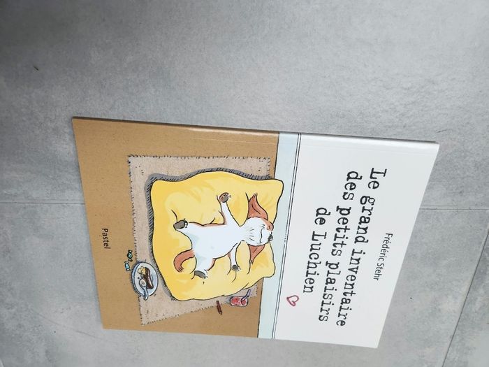 Livre souple enfant : Le grand inventaire des petits plaisirs de Luchien