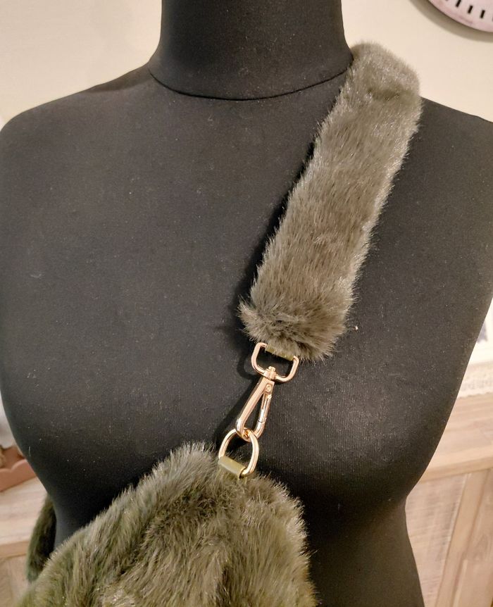 Banane fourrure kaki - photo numéro 3