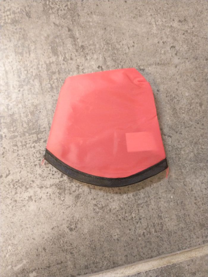 Petit chapeau 'de singe' pour peluche ou autre - photo numéro 2