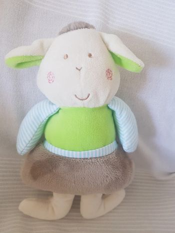 Peluche grelot   mouton fashy little stars