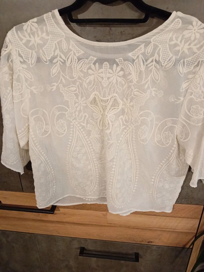 Haut Blanc Brodé Zara - photo numéro 4