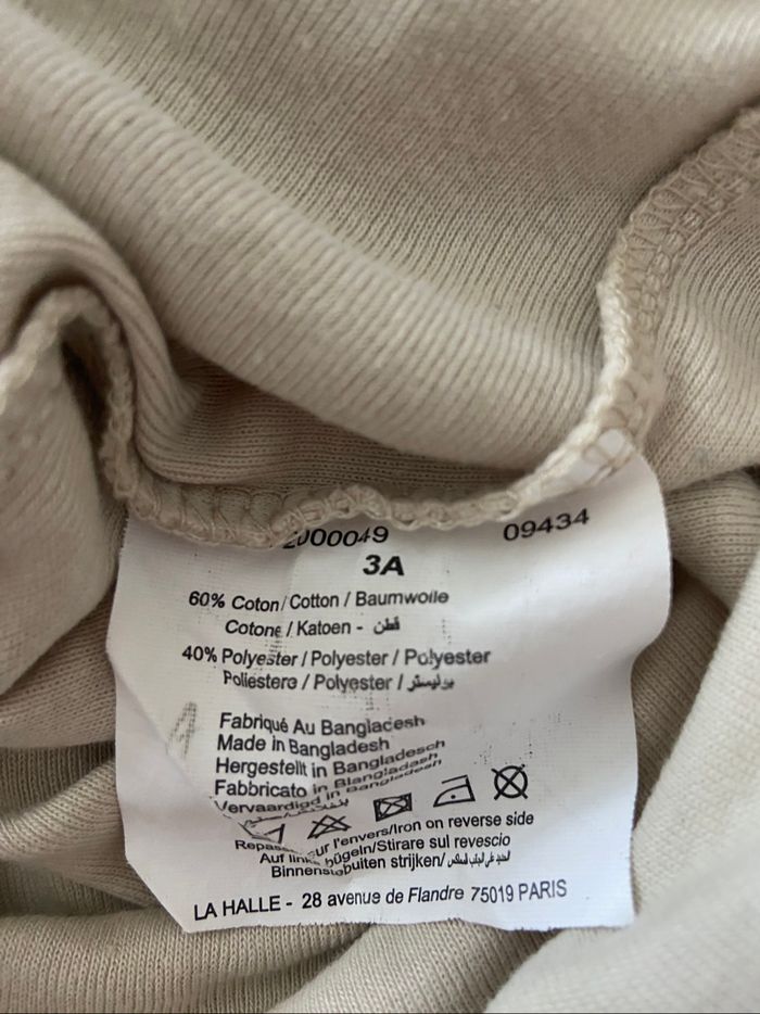 Lot deux sous pull blanc et beige 3 ans la halle - photo numéro 4