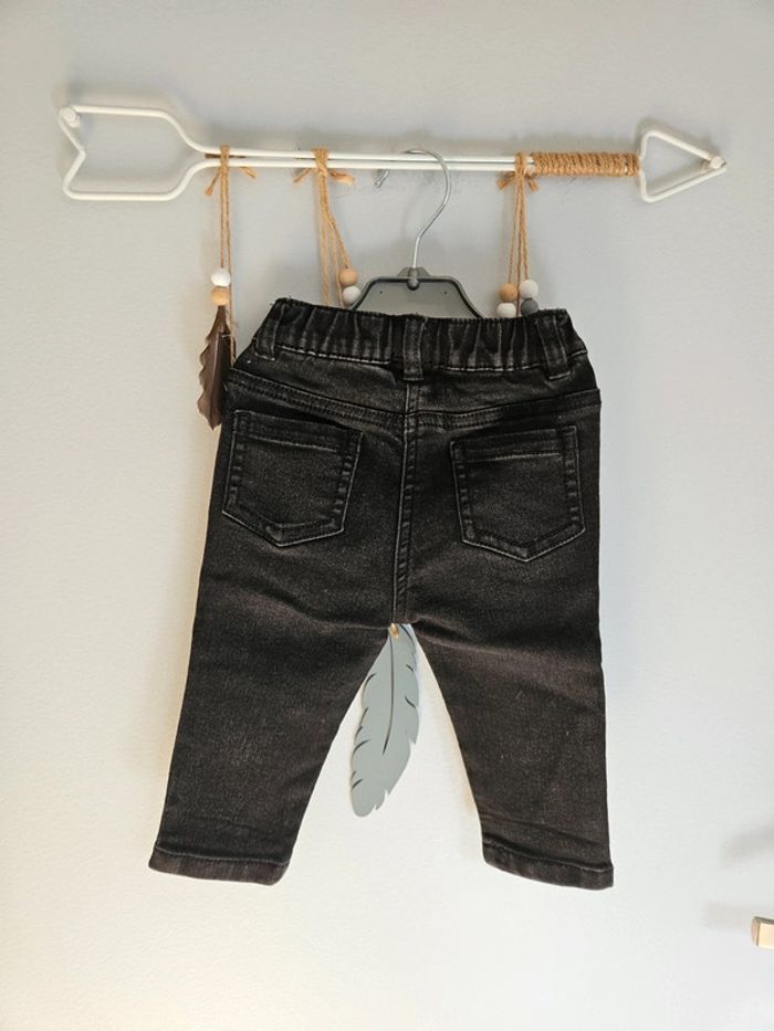Jeans 9 mois - photo numéro 2