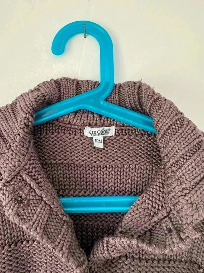 Gilet épais marron en grosses mailles - Kid Cool (18 mois) - Excellent état ! - photo numéro 3