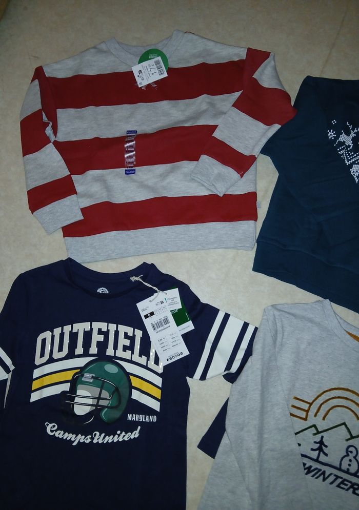 Lot vêtements 6ans - photo numéro 3