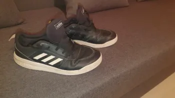 Baskets Adidas