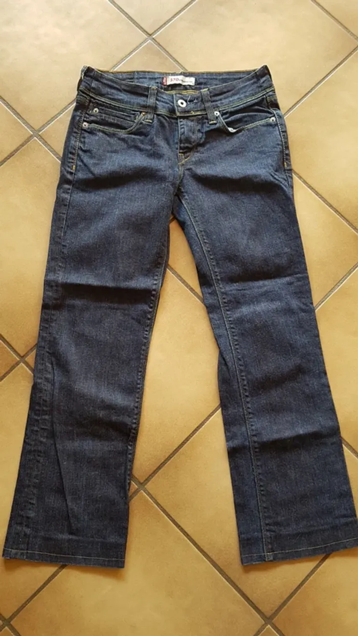 Jean Levis 570