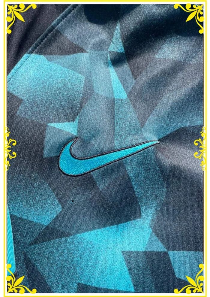 Nike Chelsea Saison 2017-2018 - photo numéro 4