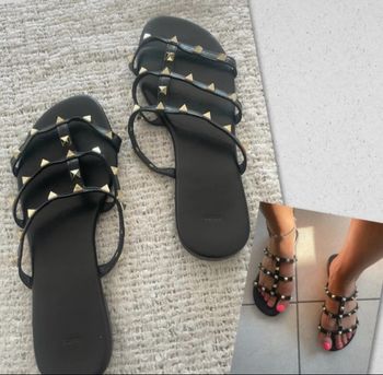 Claquettes noires