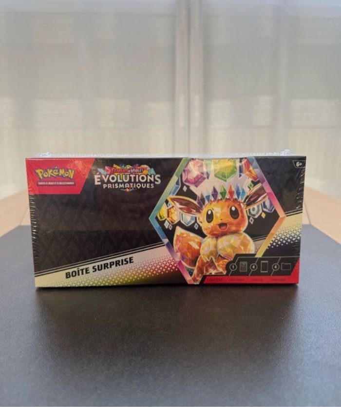 Coffret Surprise Pokémon Évolutions Prismatiques Écarlate et Violet EV8.5  Neuf et scellé Français