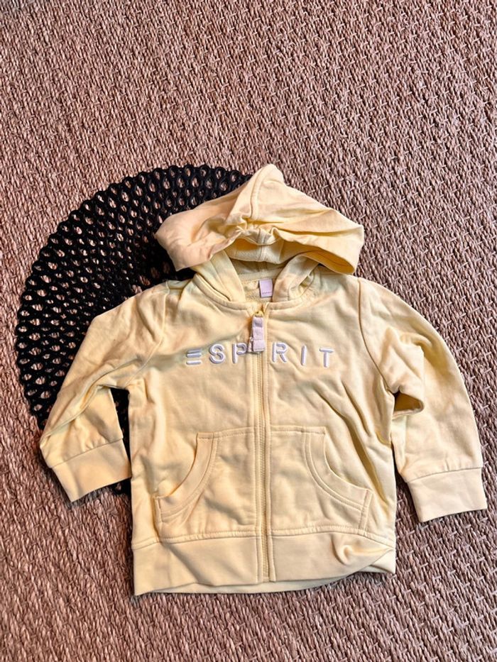 Gilet sweat jaune esprit