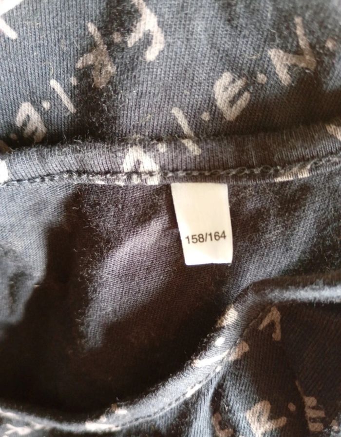 Sweat "Friends" - photo numéro 3