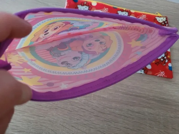 Lot de 2 trousses Hello kitty et Pat patrouille - photo numéro 5
