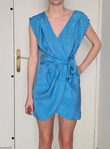 Robe Zara bleue effet satin