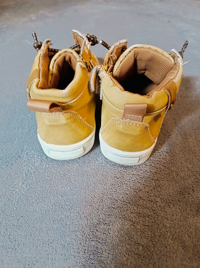 Chaussures couleur moutarde - photo numéro 6