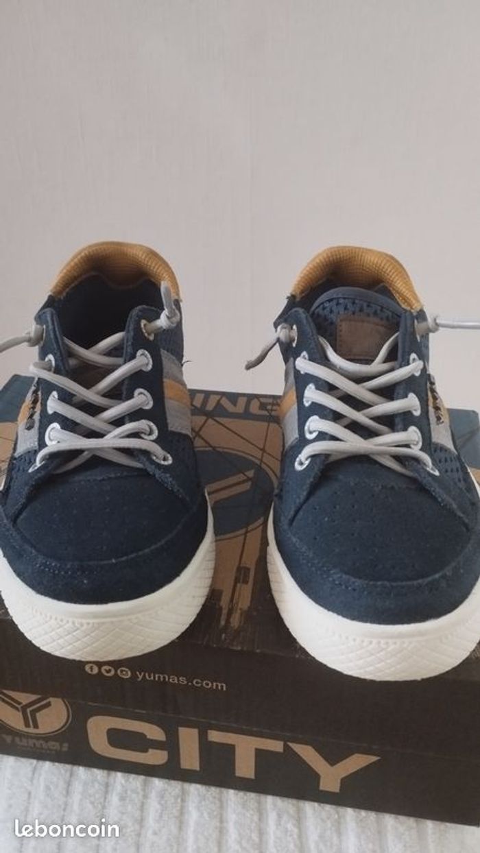 Baskets Neuve Yumas 34 - photo numéro 2