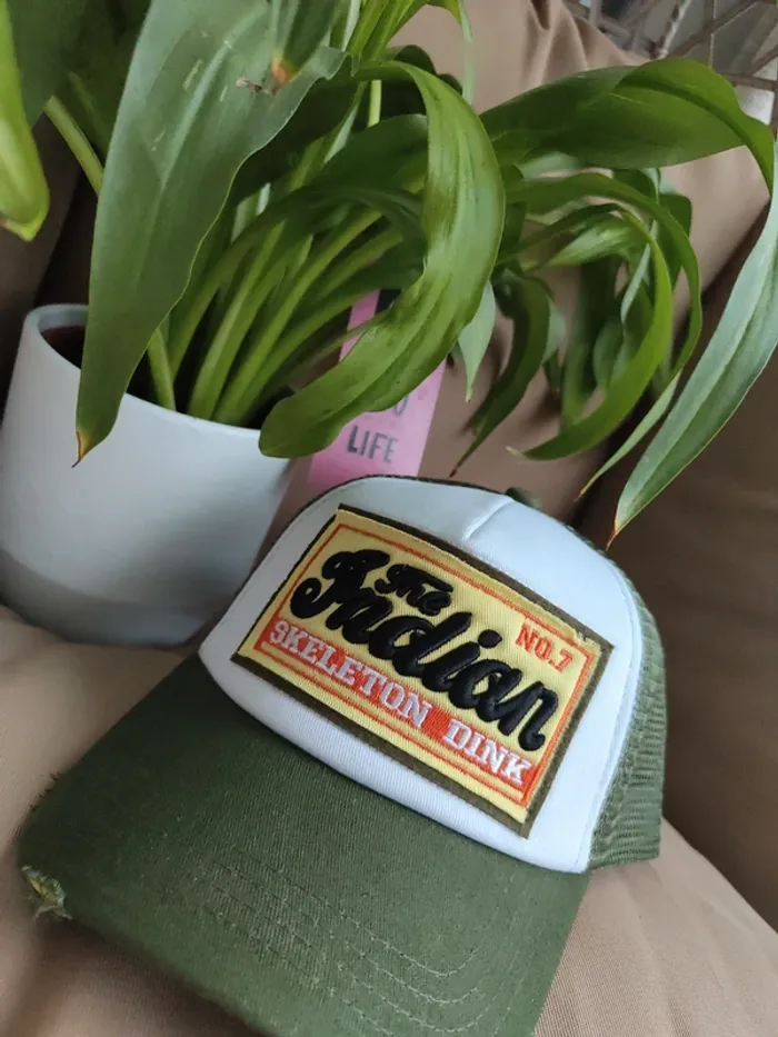Casquette Trucker The Indian kaki