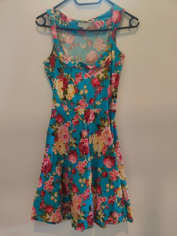 Robe décolletée