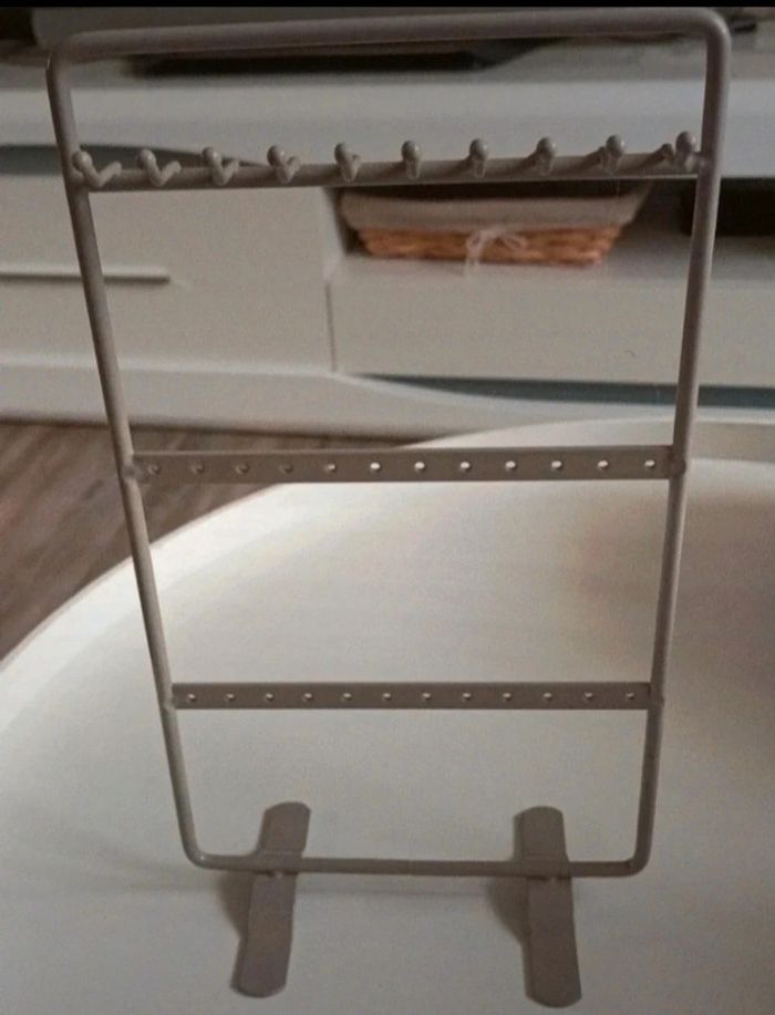 Porte bijoux en acier - photo numéro 2