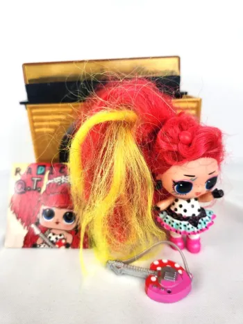 Poupée LOL Surprise! Remix Hair Flip - Rock Club - Radical QT