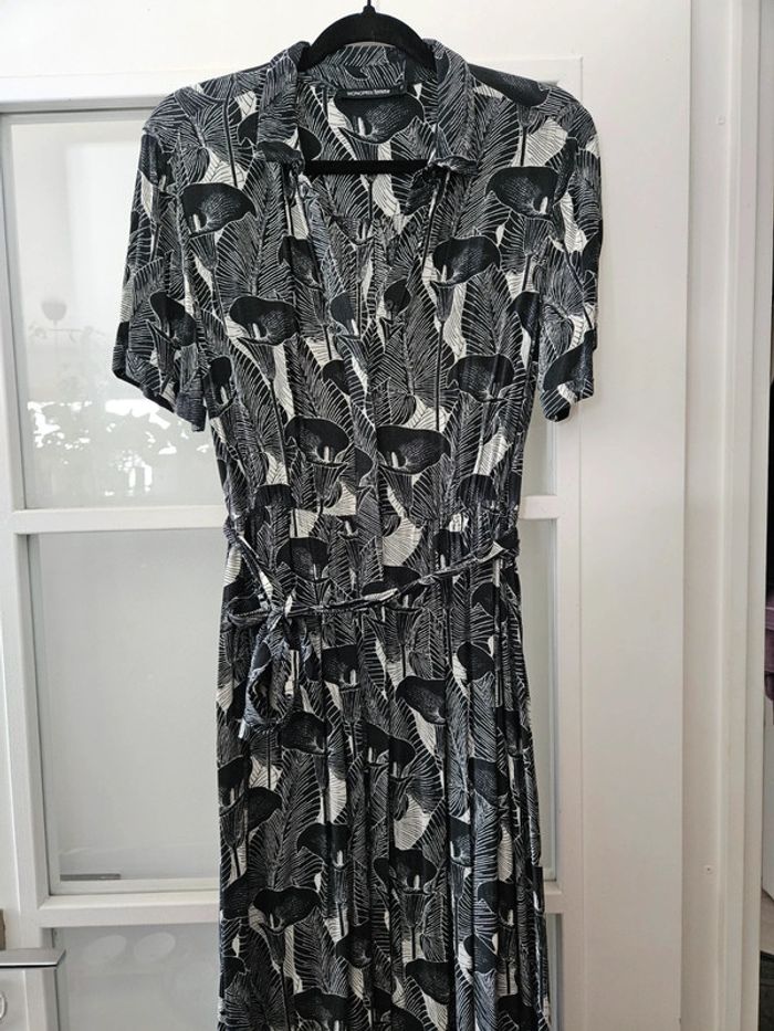 Robe longue ceinturée fleurie Monoprix