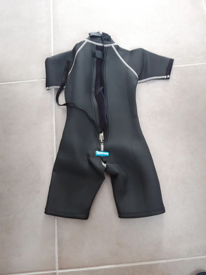Combinaison surf shorty néoprène 4/5 ans - photo numéro 3