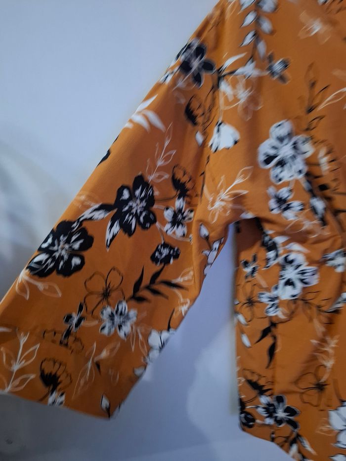 Kimono veste légère taille 36 rn très non état - photo numéro 5